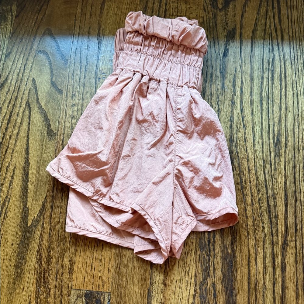 Women's Peach Athletic Shorts